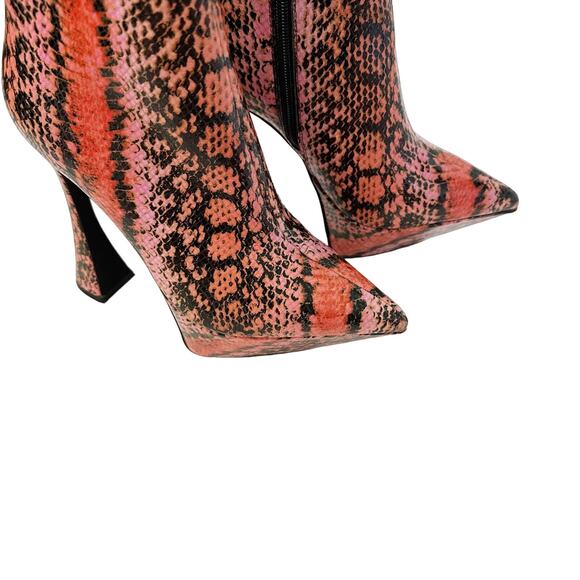 Jeffrey Campbell 7 - Picture 4 of 8